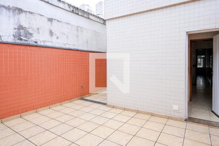 Casa de condomínio à venda com 135m², 3 quartos e 2 vagasQuintal