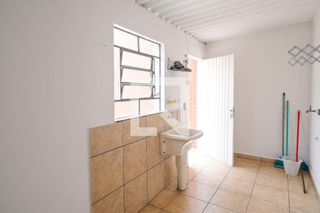 Casa de condomínio à venda com 135m², 3 quartos e 2 vagasArea de Serviço