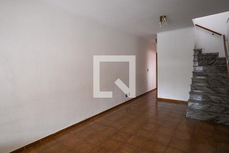 Sala de casa de condomínio à venda com 3 quartos, 135m² em Vila Vera, São Paulo