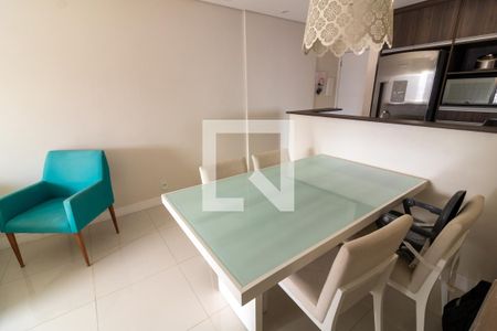 Sala de apartamento para alugar com 3 quartos, 66m² em Vila Suzana, São Paulo