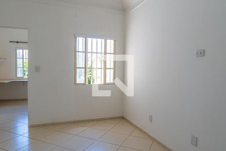 Casa para alugar com 200m², 4 quartos e 4 vagas Casa para alugar com 200m², 4 quartos e 4 vagasSuíte 1