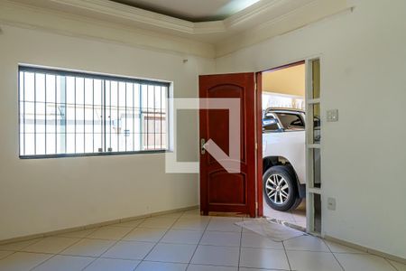 Sala de casa para alugar com 4 quartos, 200m² em Jardim Baronesa, Campinas