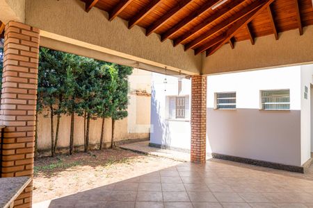 Casa para alugar com 200m², 4 quartos e 4 vagas Casa para alugar com 200m², 4 quartos e 4 vagasChurrasqueira