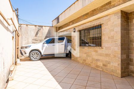 Casa para alugar com 200m², 4 quartos e 4 vagas Casa para alugar com 200m², 4 quartos e 4 vagasGaragem