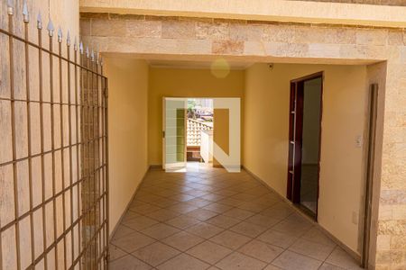 Casa para alugar com 200m², 4 quartos e 4 vagas Casa para alugar com 200m², 4 quartos e 4 vagasGaragem