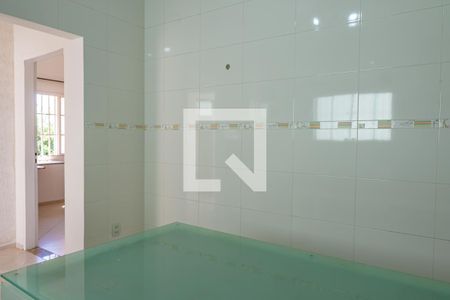 Casa para alugar com 200m², 4 quartos e 4 vagas Casa para alugar com 200m², 4 quartos e 4 vagasCozinha