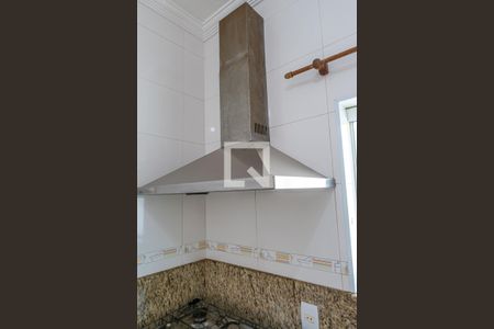 Casa para alugar com 200m², 4 quartos e 4 vagas Casa para alugar com 200m², 4 quartos e 4 vagasCozinha