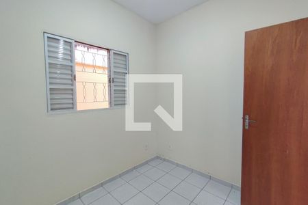 Casa para alugar com 80m², 3 quartos e 2 vagasQuarto 3