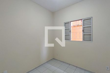 Casa para alugar com 80m², 3 quartos e 2 vagasQuarto 3