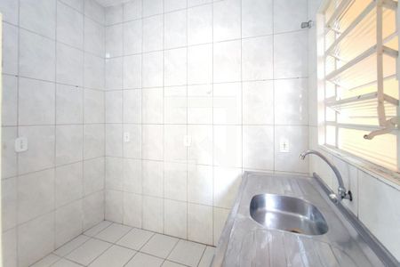 Casa para alugar com 80m², 3 quartos e 2 vagasCozinha