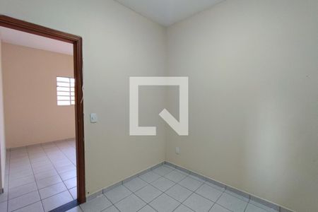 Casa para alugar com 80m², 3 quartos e 2 vagasQuarto 3