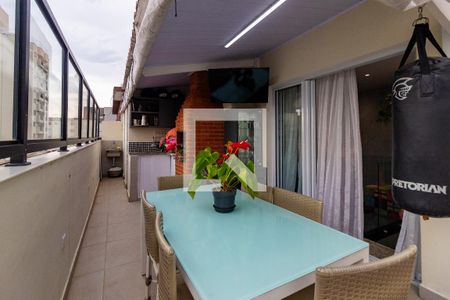 Apartamento à venda com 117m², 2 quartos e 2 vagas Apartamento à venda com 117m², 2 quartos e 2 vagasÁrea Gourmet