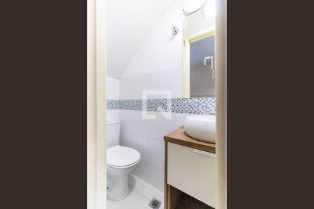 Lavabo de casa de condomínio para alugar com 2 quartos, 63m² em Vila São Pedro, São Paulo