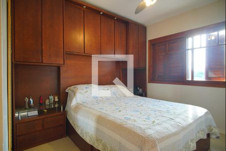 Casa à venda com 162m², 3 quartos e 3 vagas Suíte