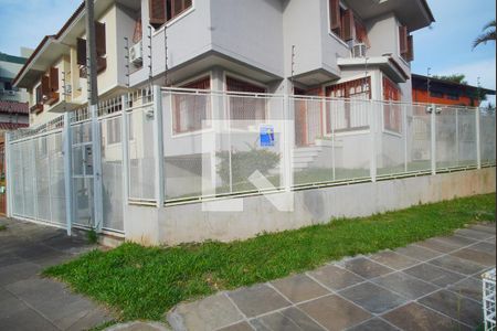 Casa à venda com 162m², 3 quartos e 3 vagasFachada