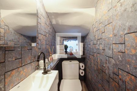 Casa à venda com 152m², 3 quartos e 2 vagasLavabo 