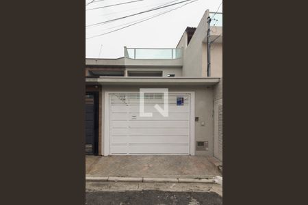 Casa à venda com 152m², 3 quartos e 2 vagasFachada 