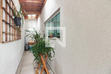 Casa à venda com 152m², 3 quartos e 2 vagasQuintal e Churrasqueira/Corredor de Acesso 