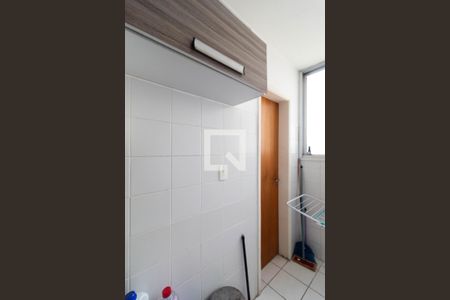 Apartamento à venda com 77m², 3 quartos e 1 vagaÁrea de Serviço