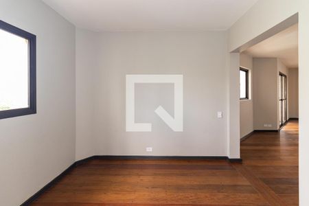 Apartamento para alugar com 202m², 3 quartos e 3 vagas Apartamento para alugar com 202m², 3 quartos e 3 vagasSala de Jantar
