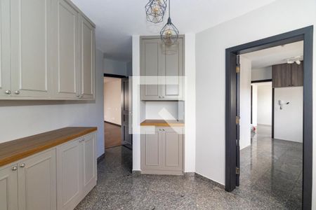 Apartamento para alugar com 202m², 3 quartos e 3 vagas Apartamento para alugar com 202m², 3 quartos e 3 vagasCopa