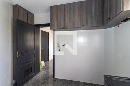 Apartamento para alugar com 202m², 3 quartos e 3 vagas Apartamento para alugar com 202m², 3 quartos e 3 vagasCozinha