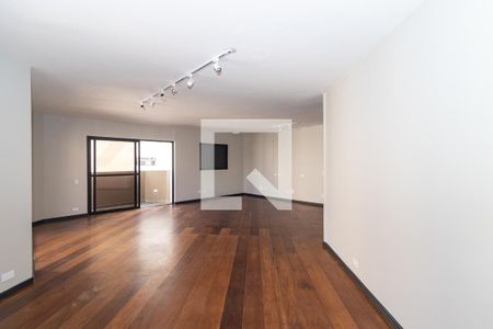 Sala de apartamento para alugar com 3 quartos, 202m² em Indianópolis, São Paulo