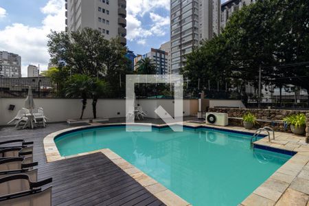Apartamento para alugar com 202m², 3 quartos e 3 vagas Apartamento para alugar com 202m², 3 quartos e 3 vagasÁrea comum do prédio