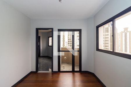 Apartamento para alugar com 202m², 3 quartos e 3 vagas Apartamento para alugar com 202m², 3 quartos e 3 vagasSala de Jantar