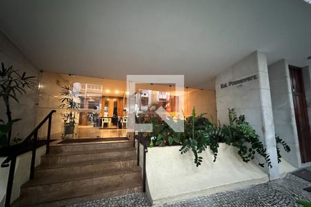 Apartamento para alugar com 128m², 3 quartos e 1 vagaEntrada
