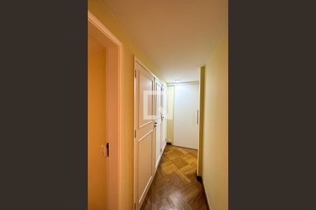 Apartamento para alugar com 128m², 3 quartos e 1 vagaCorredor