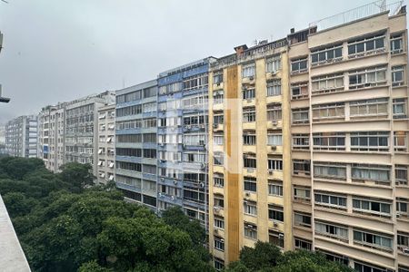 Sala de apartamento para alugar com 3 quartos, 128m² em Copacabana, Rio de Janeiro