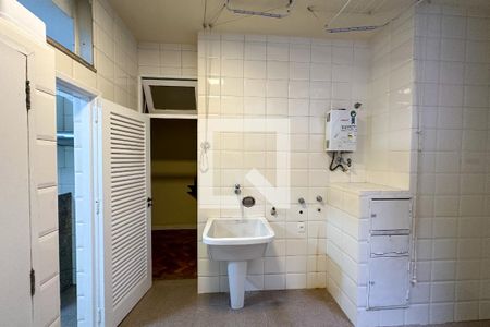 Apartamento para alugar com 128m², 3 quartos e 1 vagaÁrea de Serviço