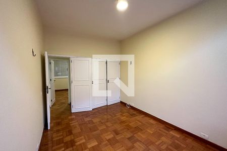 Apartamento para alugar com 128m², 3 quartos e 1 vagaQuarto 02