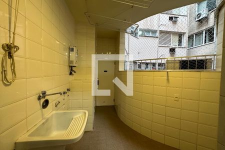 Apartamento para alugar com 128m², 3 quartos e 1 vagaÁrea de Serviço