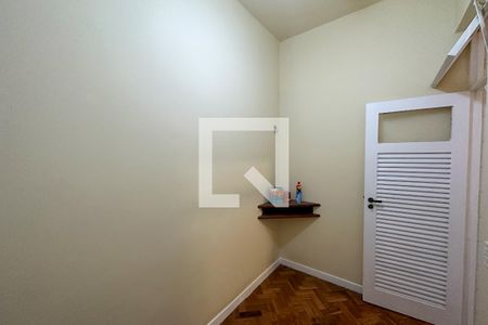 Apartamento para alugar com 128m², 3 quartos e 1 vagaQuarto de Serviço