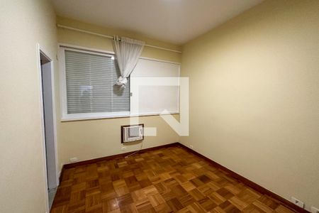 Apartamento para alugar com 128m², 3 quartos e 1 vagaSuíte