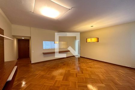 Sala de apartamento para alugar com 3 quartos, 128m² em Copacabana, Rio de Janeiro
