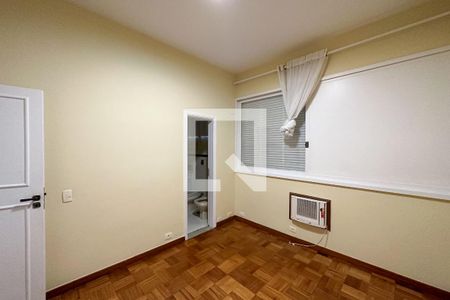 Apartamento para alugar com 128m², 3 quartos e 1 vagaSuíte