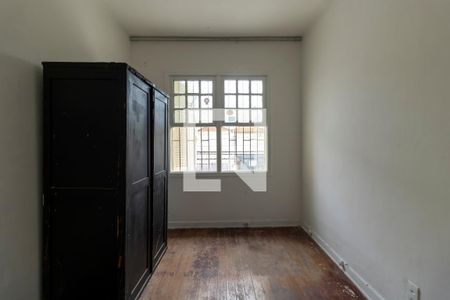 Casa à venda com 220m², 3 quartos e 2 vagas Casa à venda com 220m², 3 quartos e 2 vagasQuarto 1