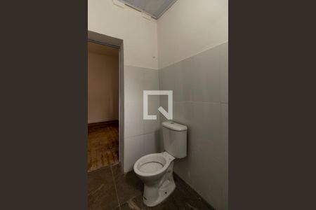 Casa à venda com 220m², 3 quartos e 2 vagas Casa à venda com 220m², 3 quartos e 2 vagasBanheiro da Suíte