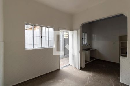 Casa à venda com 220m², 3 quartos e 2 vagas Casa à venda com 220m², 3 quartos e 2 vagasSala de Jantar