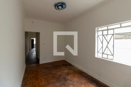 Casa à venda com 220m², 3 quartos e 2 vagas Casa à venda com 220m², 3 quartos e 2 vagasSala