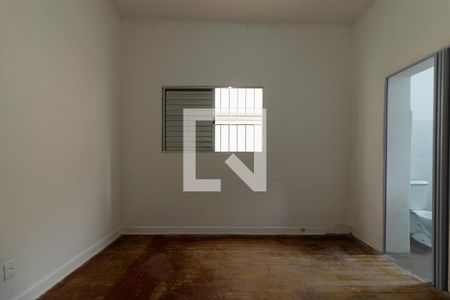 Casa à venda com 220m², 3 quartos e 2 vagas Casa à venda com 220m², 3 quartos e 2 vagasSuíte
