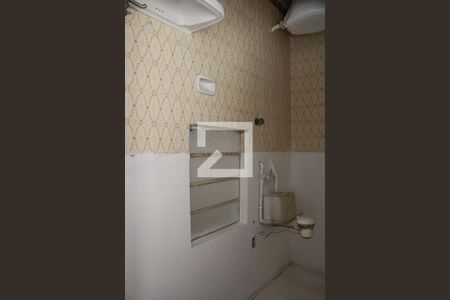 Casa à venda com 120m², 2 quartos e 4 vagasBanheiro de serviço