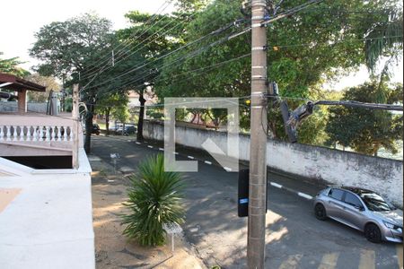 Casa à venda com 120m², 2 quartos e 4 vagasQuintal frente vista
