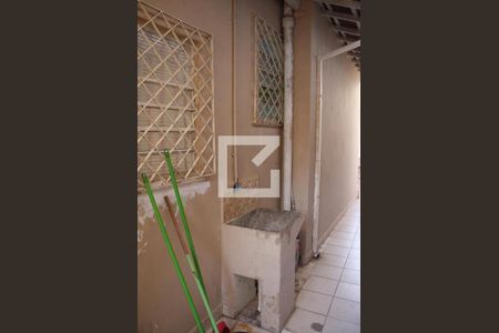 Casa à venda com 120m², 2 quartos e 4 vagasÁrea de Serviço