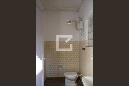 Casa à venda com 120m², 2 quartos e 4 vagasBanheiro de serviço