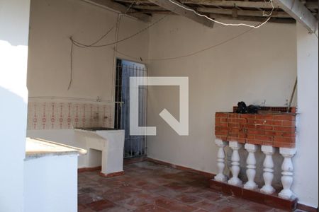 Casa à venda com 120m², 2 quartos e 4 vagasÁrea de serviço 2