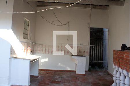 Casa à venda com 120m², 2 quartos e 4 vagasÁrea de serviço 2